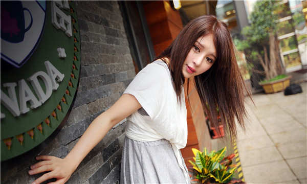 富蕴想找一个女性生孩子给报酬-｛找个女人生孩子多少钱｝